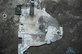 КОРОБКА ПЕРЕДАЧW PEUGEOT 406 2.0 16V 4L0377 TA119
