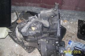 КОРОБКА ПЕРЕДАЧw peugeot 607 2.2 hdi 2002 год