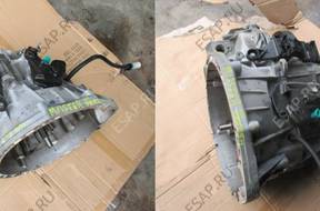 КОРОБКА ПЕРЕДАЧW PF6054 MASTER MOVANO III 10-15 год,