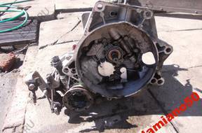 КОРОБКА ПЕРЕДАЧw Polo fabia golf 1,9 Sdi 085301103h
