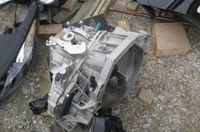 КОРОБКА ПЕРЕДАЧw qashqai juke1,5 DCI 110 km 2011
