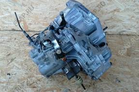 КОРОБКА ПЕРЕДАЧW RENAULT 1.9 DCI ND0 8200128325