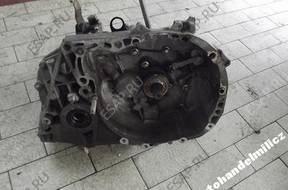 КОРОБКА ПЕРЕДАЧW RENAULT MEGANE 1.5 dci 8200133311