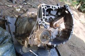 КОРОБКА ПЕРЕДАЧw renault scenic 2 1.8-16v