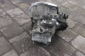 КОРОБКА ПЕРЕДАЧW RENAULT SCENIC II 1.9 dCi ND0 002
