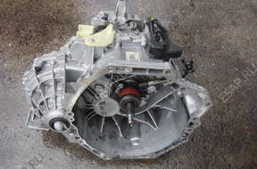 КОРОБКА ПЕРЕДАЧw Renault Scenic III 1.6 DCI ND4 2015 год