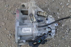 КОРОБКА ПЕРЕДАЧw  Renault Scenic III 1.9 DCI ND4004
