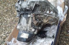 КОРОБКА ПЕРЕДАЧw с дефектом Renault Megane II 16v16