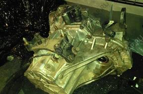 КОРОБКА ПЕРЕДАЧw Santa Fe 2wd 2005 2.0 Crdi defekt
