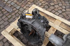 КОРОБКА ПЕРЕДАЧW SCENIC II MEGANE II 8200156391 1,9