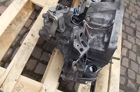 КОРОБКА ПЕРЕДАЧW SCENIC II MEGANE II 8200156391 1,9