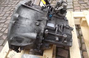 КОРОБКА ПЕРЕДАЧW SCENIC II MEGANE II 8200156391 1,9
