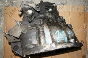 КОРОБКА ПЕРЕДАЧW SCENIC MEGANE II 1,9DCI 8200156391