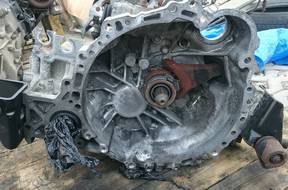 КОРОБКА ПЕРЕДАЧw Toyota Avensis 2,0D4D t25 116KM 05