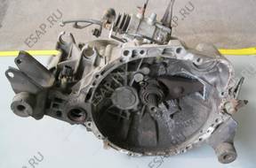 КОРОБКА ПЕРЕДАЧW TOYOTA AVENSIS 2,0TD 2000 год