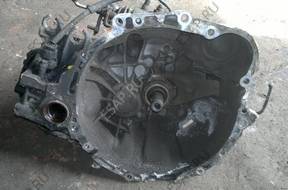 КОРОБКА ПЕРЕДАЧW TOYOTA AVENSIS I T22 2.0 TD 98-