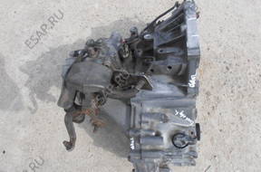 КОРОБКА ПЕРЕДАЧW TOYOTA AVENSIS T25 1.8 P050208790