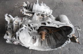 КОРОБКА ПЕРЕДАЧW = TOYOTA CARINA E / 2.0 D  3107523