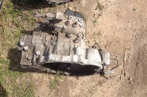 КОРОБКА ПЕРЕДАЧw toyota corolla E12 2.0 D4D 02-2006 год