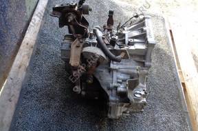 КОРОБКА ПЕРЕДАЧW TOYOTA COROLLA VERSO E12 1.8 VVT-i