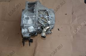 КОРОБКА ПЕРЕДАЧW TOYOTA RAV4 2,0D 4X4 EA64F МЕХАНИКА