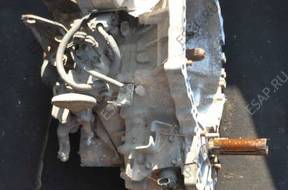 КОРОБКА ПЕРЕДАЧw TOYOTA RAV4 2.0B 110KW  E3504 3