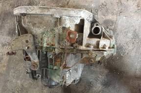КОРОБКА ПЕРЕДАЧw Trafic 1.9dci 6PK