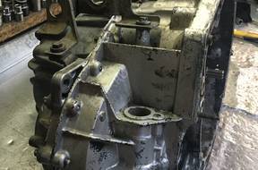 КОРОБКА ПЕРЕДАЧw Trafic Vivaro 1.9 DCI PK6 025