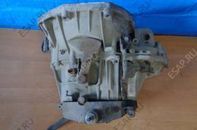 КОРОБКА ПЕРЕДАЧW TRAFIC VIVARO 2.0 DCI 6B. PF6