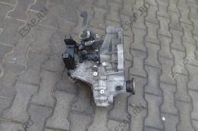 КОРОБКА ПЕРЕДАЧW VOLKSWAGEN FOX 1.2  HUY