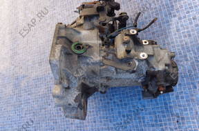 КОРОБКА ПЕРЕДАЧw  Volkswagen Golf IV 14,16V DUS