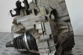 КОРОБКА ПЕРЕДАЧw VOLVO C70 2.0TURBO 120KW  1023746