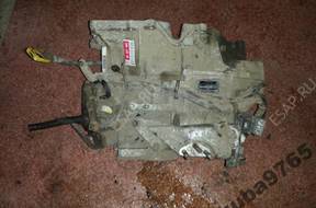 КОРОБКА ПЕРЕДАЧW VOLVO S40 V40 2,0 16V AUT. .