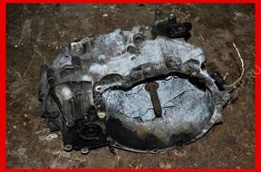 КОРОБКА ПЕРЕДАЧW VOLVO V40 1.9 1023678