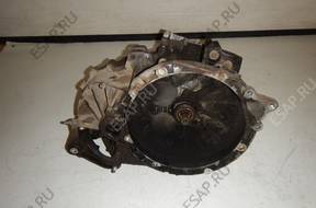 КОРОБКА ПЕРЕДАЧw Volvo V50 Mondeo 3S7 год,-7F090