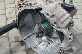 КОРОБКА ПЕРЕДАЧw VOLVO V70 S60 2,4 БЕНЗИН 1023705