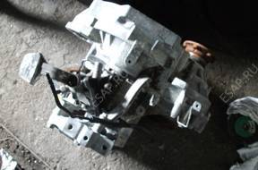 КОРОБКА ПЕРЕДАЧw VW Caddy ,Passat,Golf 1.6 TDI MLU