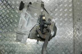 КОРОБКА ПЕРЕДАЧW VW FOX POLO 9N  1.2 JHN
