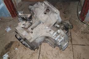 КОРОБКА ПЕРЕДАЧw VW GOLF 4 A3 1.9 TDI 02j301107c