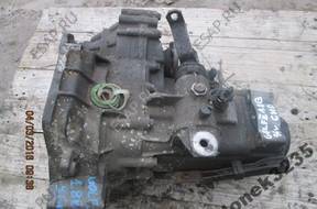 КОРОБКА ПЕРЕДАЧW VW GOLF III 1.8 БЕНЗИН 1996 год CHD