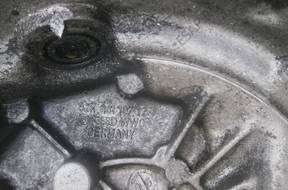 КОРОБКА ПЕРЕДАЧW VW GOLF III 3 1.6 1.9 02K3011072