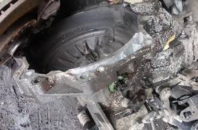 КОРОБКА ПЕРЕДАЧw VW Golf IV 1,6 БЕНЗИН