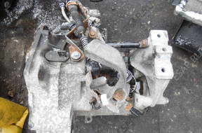 КОРОБКА ПЕРЕДАЧw VW Golf IV Bora 2.0b