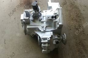 КОРОБКА ПЕРЕДАЧw vw golf  passat G60 1.8 2.0 02A