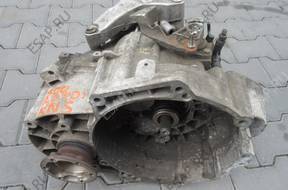 КОРОБКА ПЕРЕДАЧw  VW PASSAT 3C0 2.0 D KNS