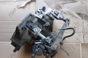 КОРОБКА ПЕРЕДАЧW VW PASSAT B3 B4 2.0 8V POMORZE