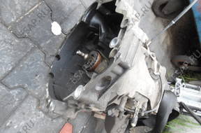 КОРОБКА ПЕРЕДАЧw VW Passat B5 2.0b. FXR