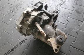 КОРОБКА ПЕРЕДАЧW VW POLO 1.4 -