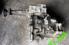 КОРОБКА ПЕРЕДАЧw VW T4 2,4D 1,9D 1,9TD        С