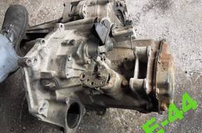 КОРОБКА ПЕРЕДАЧw VW T4 2,4D 1,9D 1,9TD        С